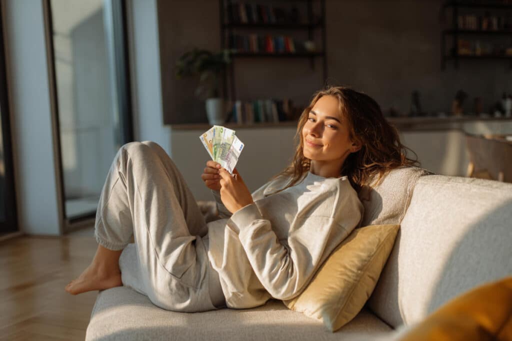 1200 euros par mois pour lire des livres