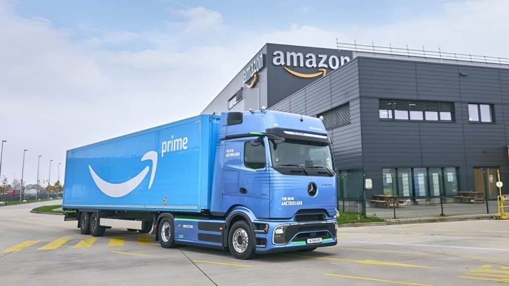 amazon supprime 14 000 emplois dans ses fonctions support