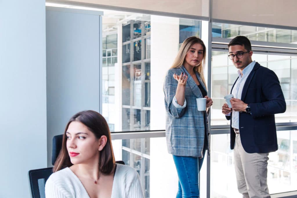 demasquer collegue toxique travail