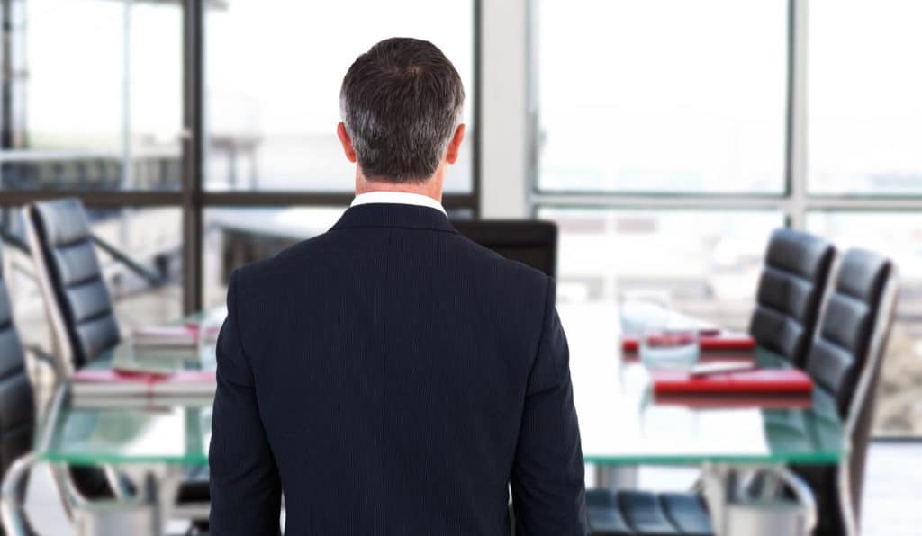 directeur financier suez demission