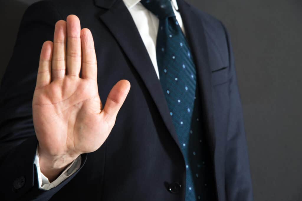 emploi à vie dans fonction publique fini